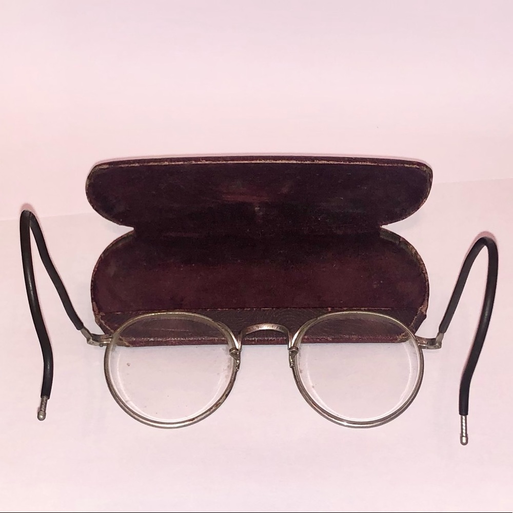 VINTAGE B&L Ful-Vu Wire Rimmed Glasses